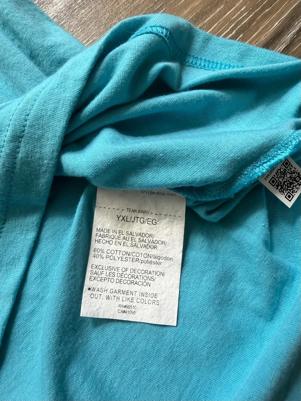 NWT Under Armour Boys XL Turquoise Graphic T-Shirt